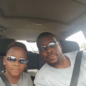 Meet your Posher, Clyde